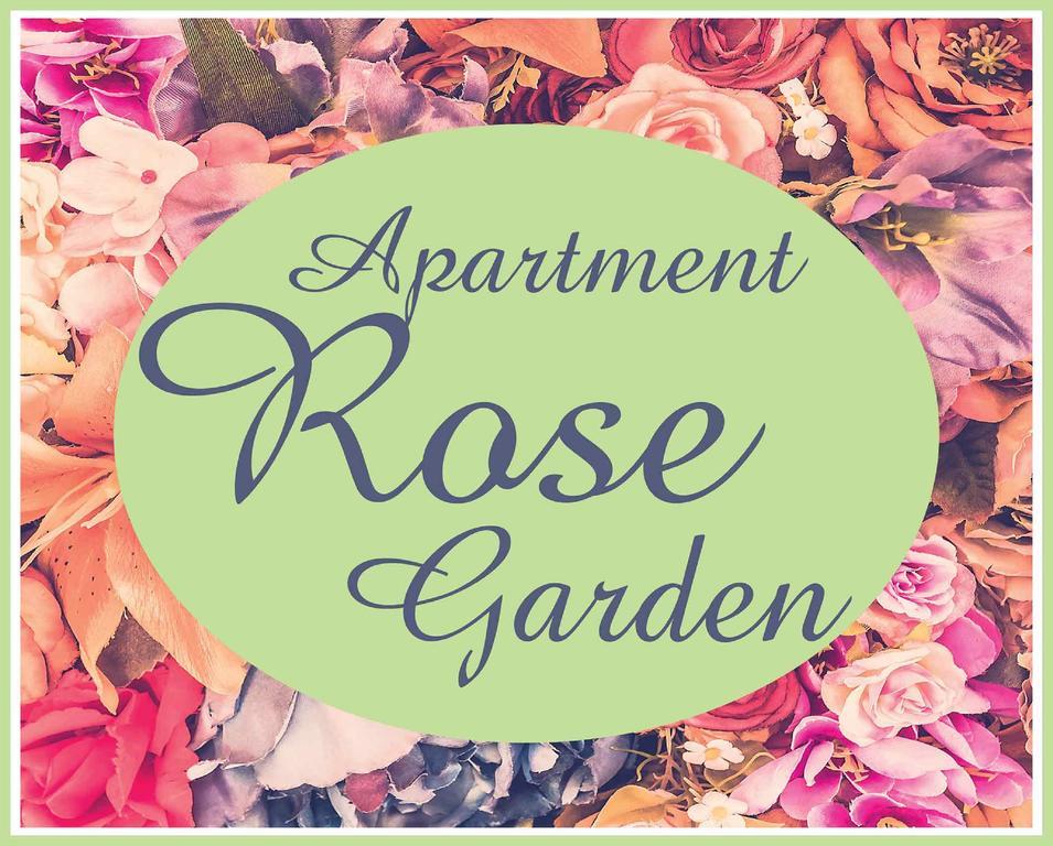Apartment Rose Garden Risan Exterior foto